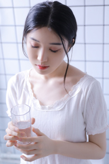 久久久久久亚洲精品不卡